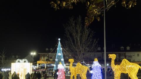 La Concejalía de Cultura ya prepara la Navidad: más de 250 elementos luminosos, un árbol musical, un belén tridimensional y un gran árbol de 5 metros