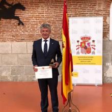 La Delegación de Defensa distingue al Alcalde de Arroyo con el Premio Conde Ansúrez Caballero Leal imagen 02