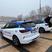 Presentación coches-patrulla y camión de obras.