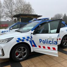 Presentación coches-patrulla y camión de obras.